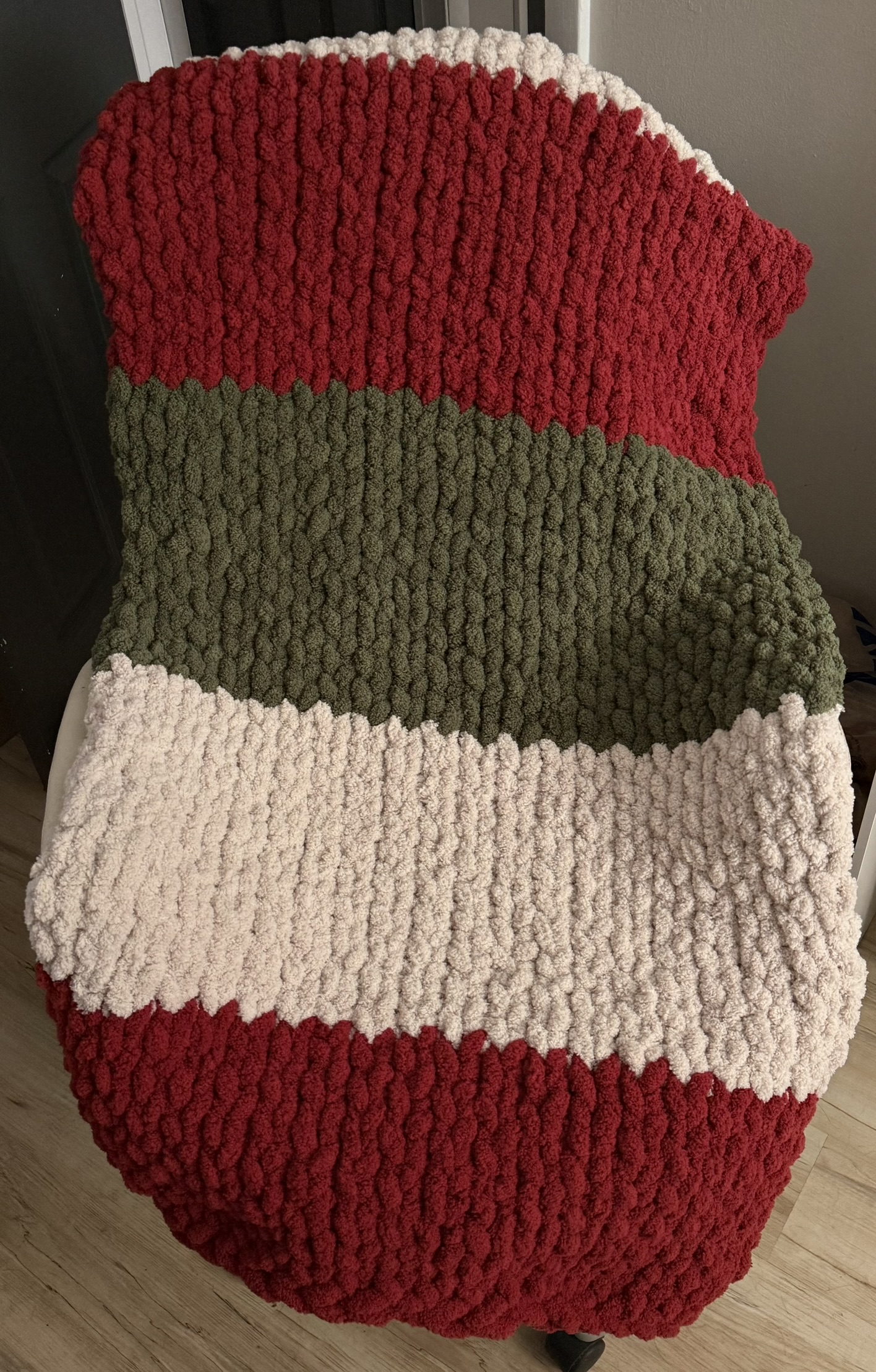 Burgundy Green Cream